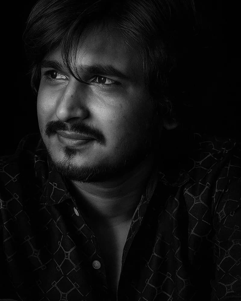 Portrait of Mehdi Khosa